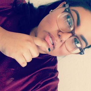 Meet your Posher, Naomi